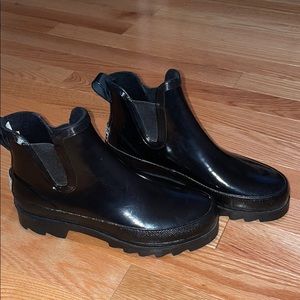 benesto ankle rain boots